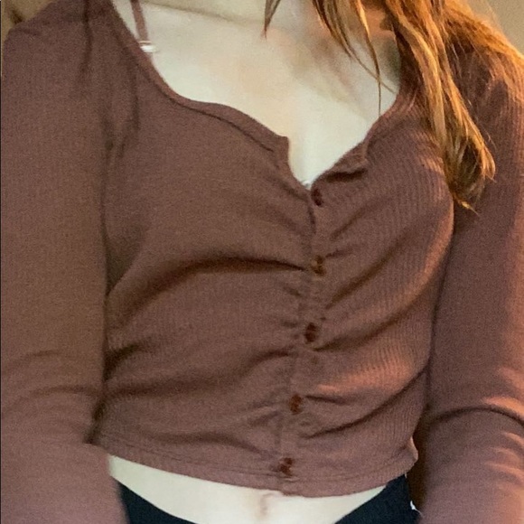 Long sleeve button tee - Picture 5 of 5